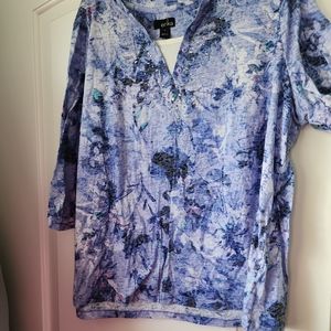 Erica blue and purple top 3/4 sleeves